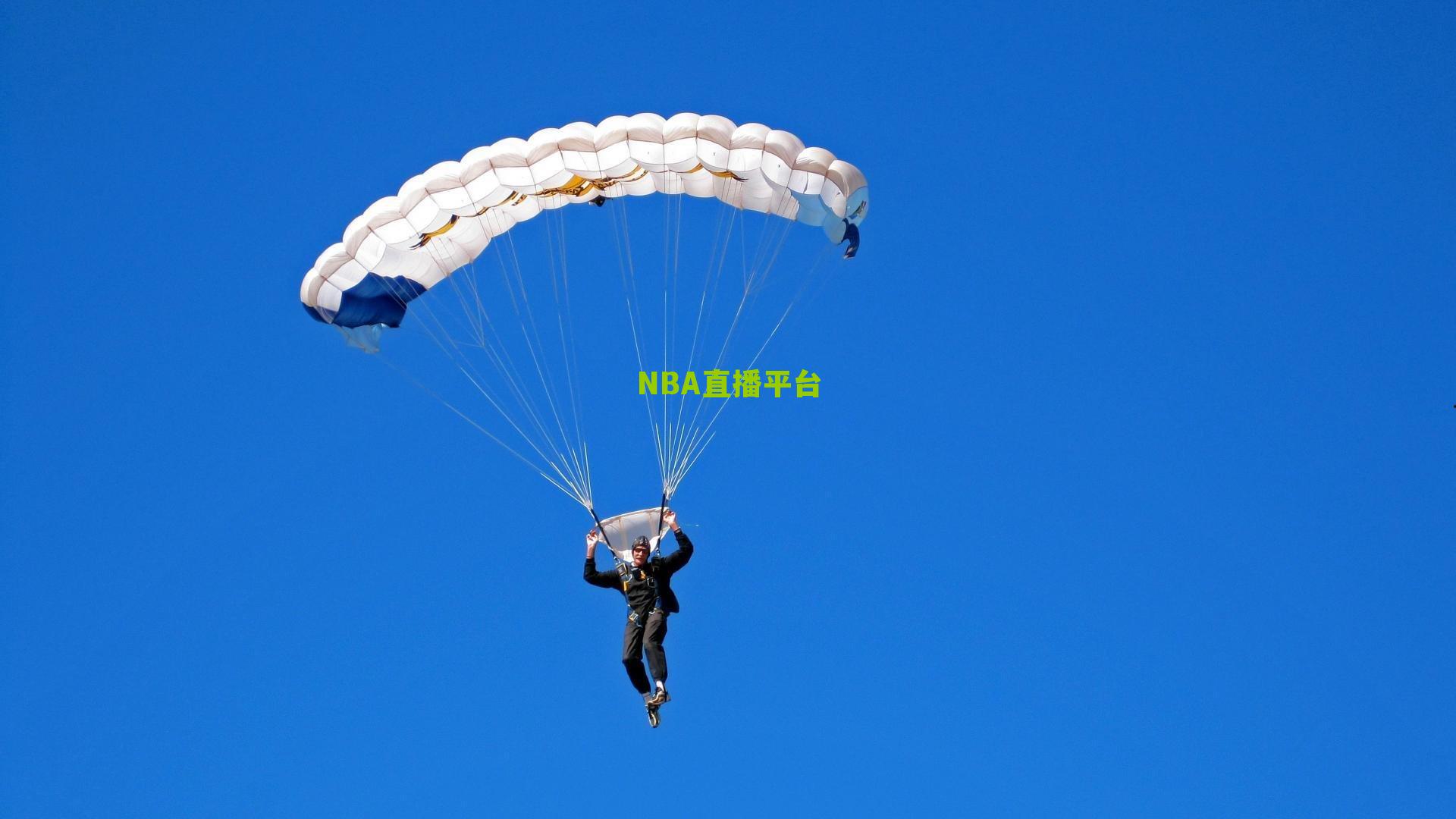 湖人休赛期面临阵容抉择,庄神若想留队,须接受底薪角色转换