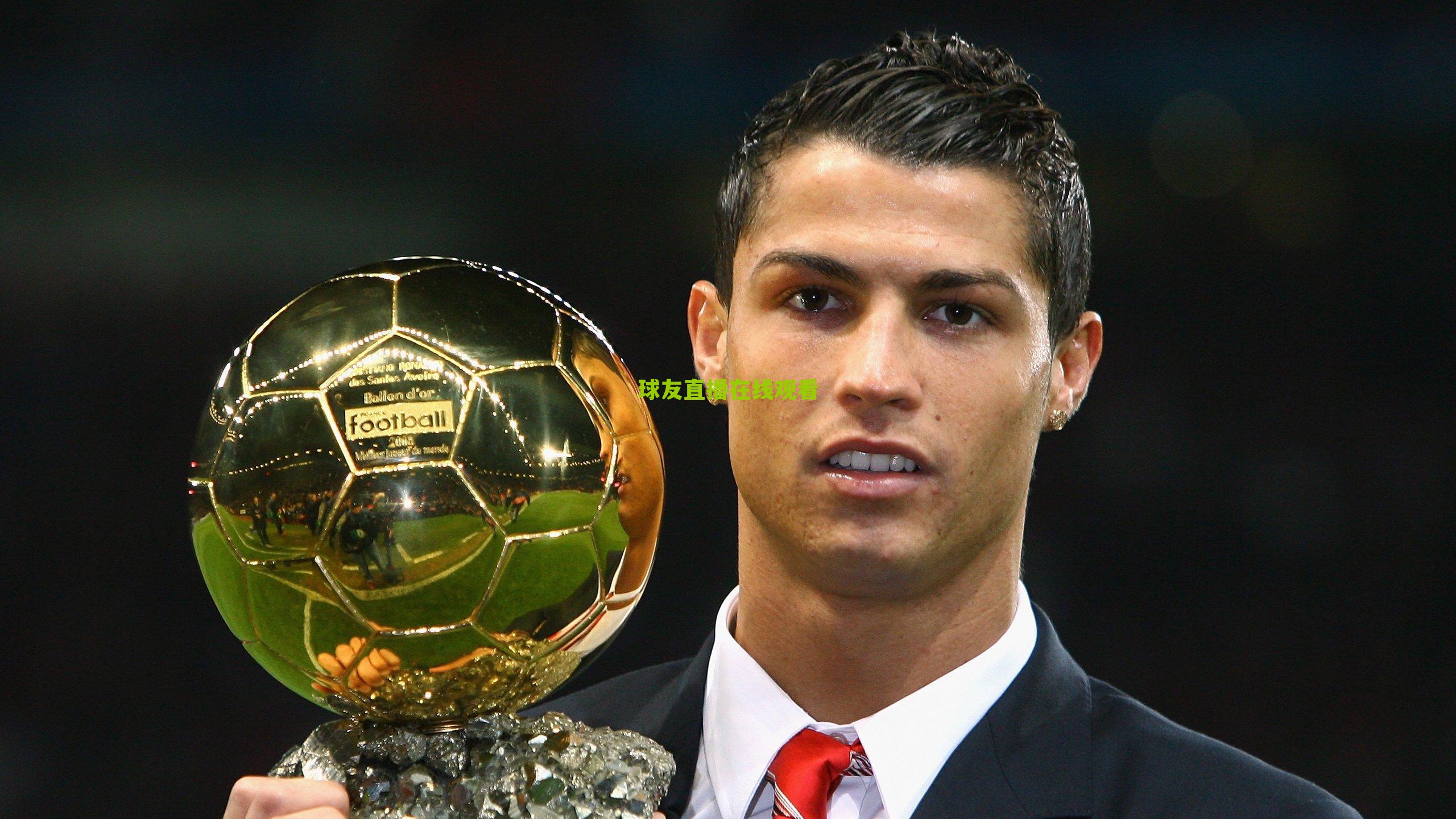 索兰克伤情乐观,西蒙斯三特质成球队关键,新星崛起引领战术变革