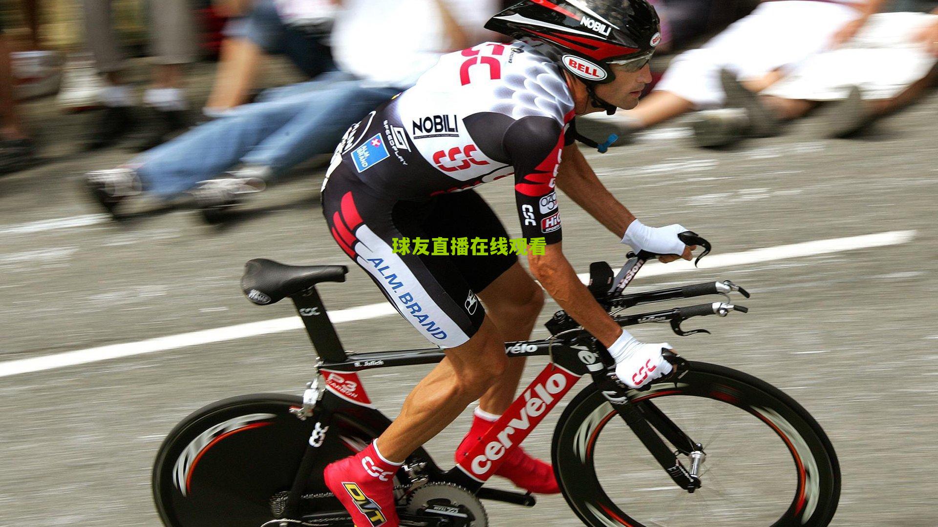 西甲焦点战前瞻，西班牙人迎战塞维利亚，进攻与密集防守的战术博弈